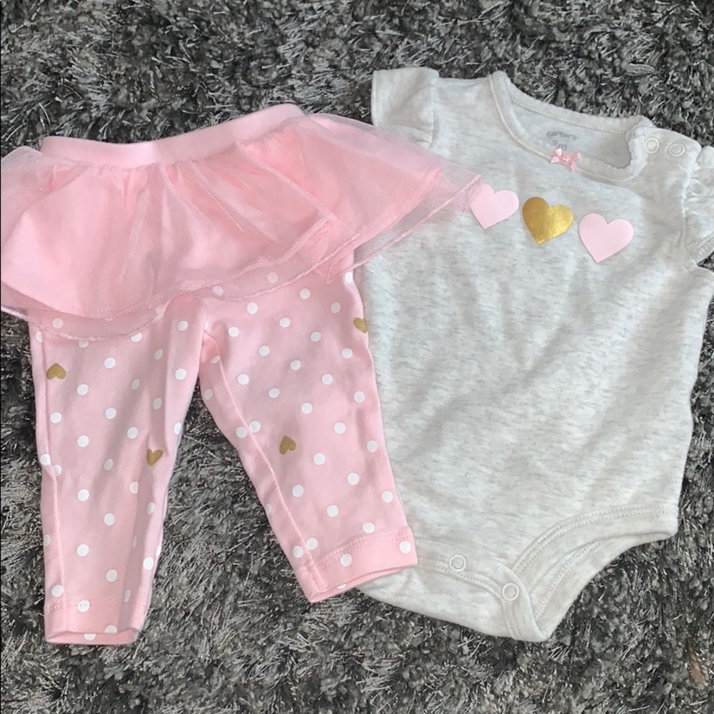 Carters Heart Outfit Size 3M